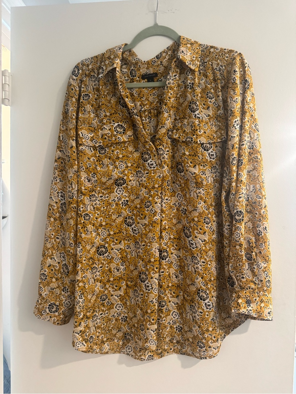 Ann Taylor Mustard Floral Button-Front Blouse Business Casual Women's Top